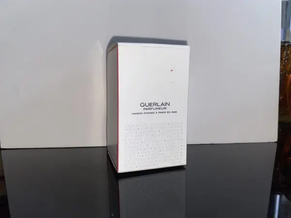Guerlain La Petite Robe Noire Eau de Parfum Couture 5 ml - Image 3