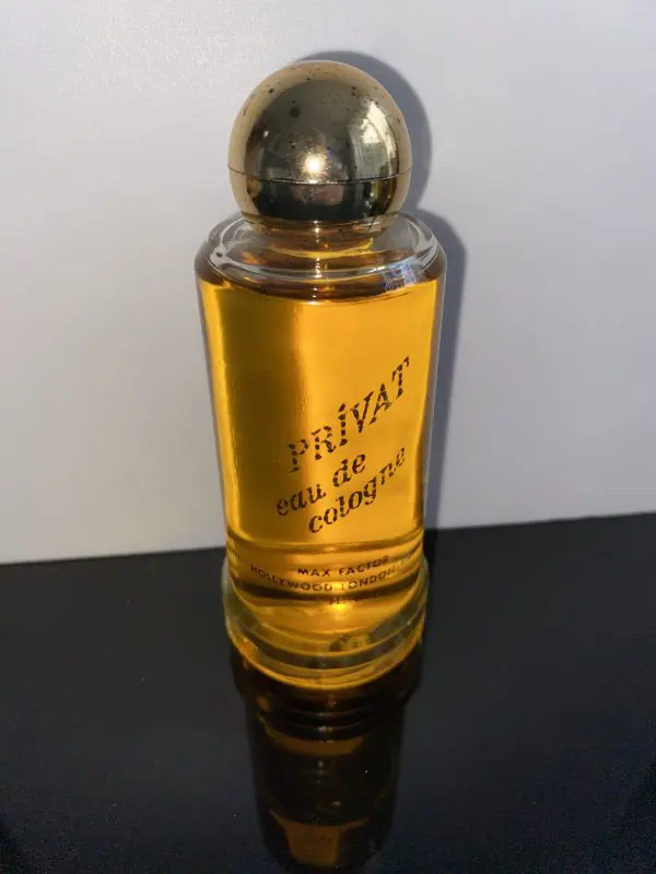 Max Factor Privat Eau de Cologne 59 ml
