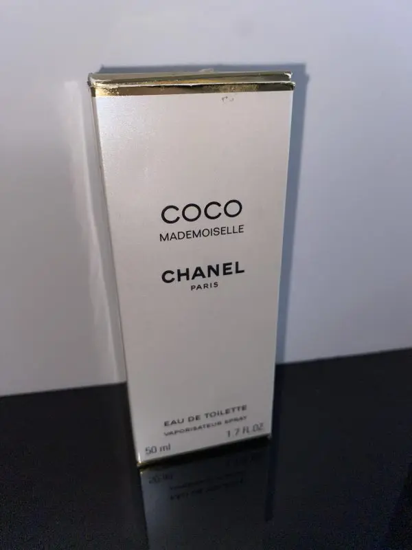 Chanel Coco Mademoiselle Eau de Toilette 50 ml Vapo - Image 9