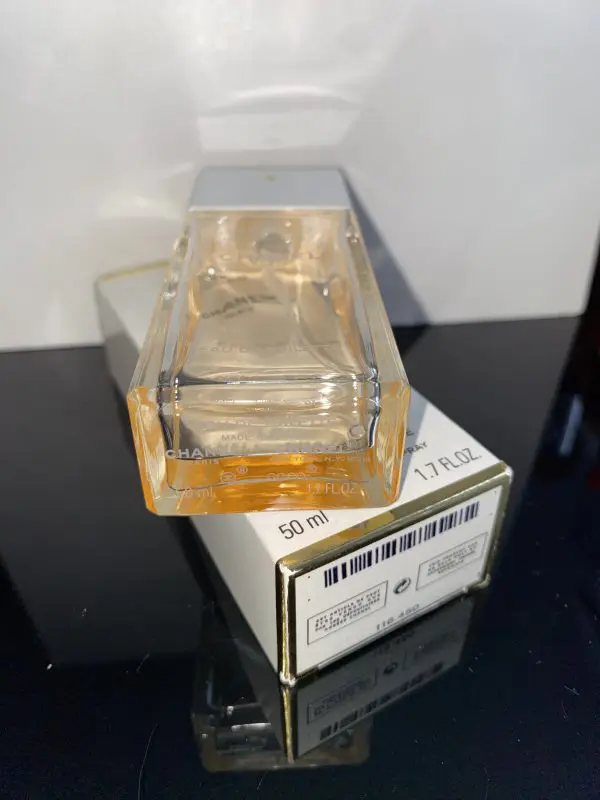 Chanel Coco Mademoiselle Eau de Toilette 50 ml Vapo - Image 4