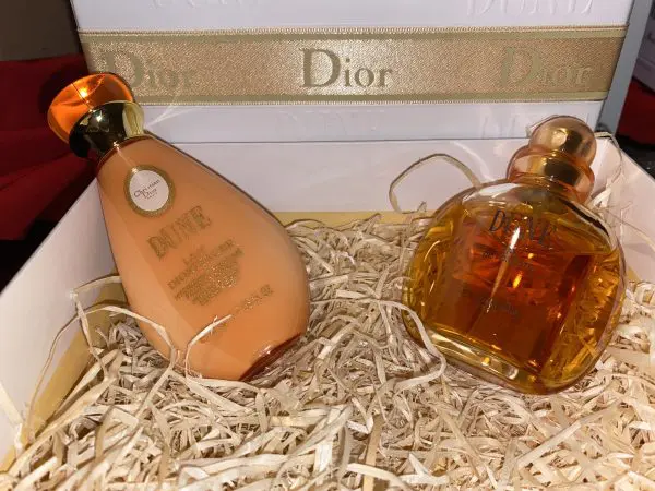 Christian Dior Dune set Eau de Toilette 30 ml Perfumed Body Moisturizer 50 ml - Image 6