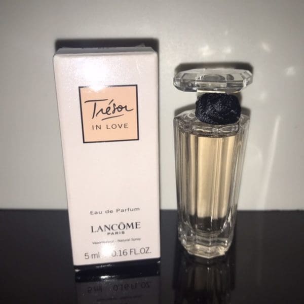 Lancome Tresor In Love  Eau de Parfum 5 ml  Rok: 2010