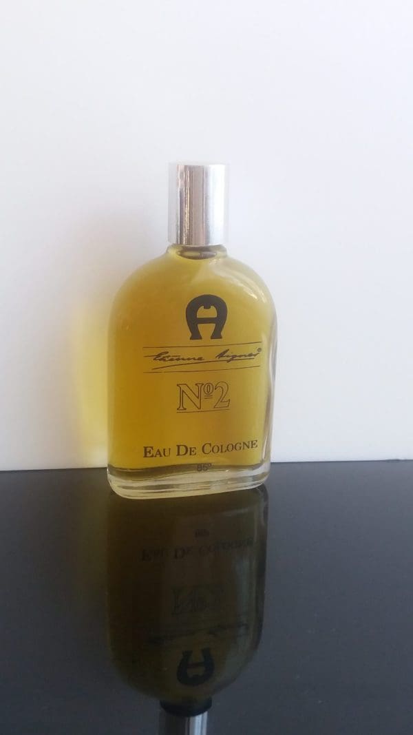 Etienne Aigner  No.2