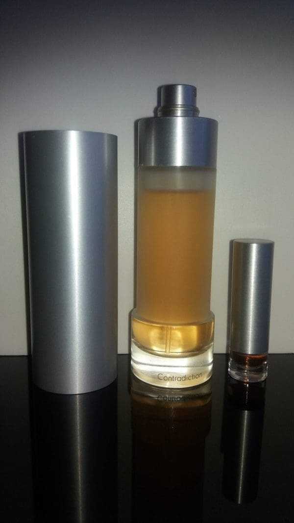 Calvin Klein  Contradiction  Eau de Parfum + Čistý parfém  50 ml + 3,7 ml
