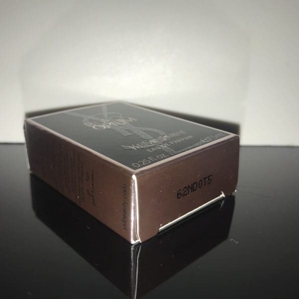 Yves Saint Laurent  Opium Black Eau de Parfum  7,5 ml - Obrázek 4