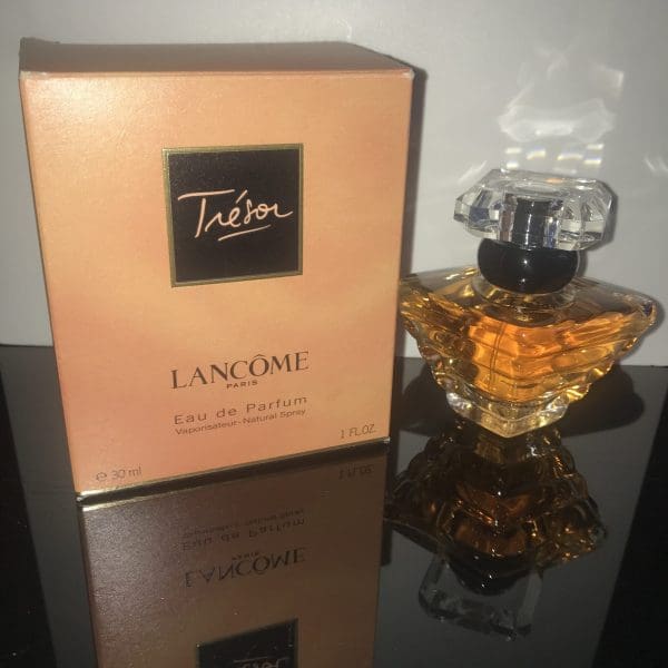 Rezervace: Lancôme  Trésor  Eau de Parfum  30 ml  Vapo