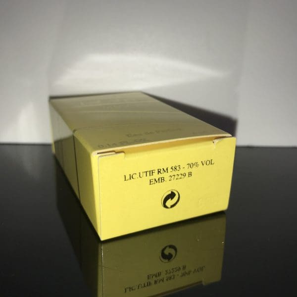 Escada  Acte 2  Eau de Parfum  4 ml - Obrázek 4