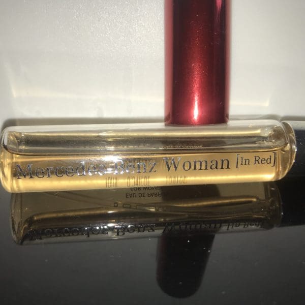 Mercedes Benz   Mercedes-Benz Woman Eau de Parfum  10 ml  Vapo - Obrázek 3