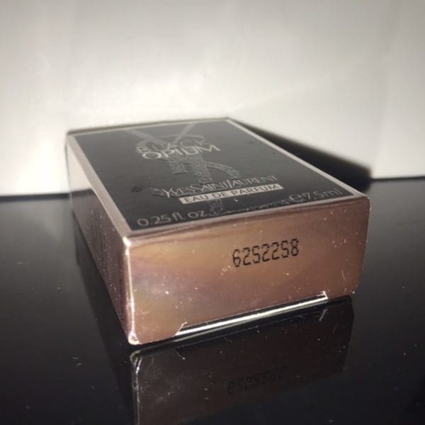 Yves Saint Laurent Black Opium Eau de Parfum 7,5 ml - Obrázek 3