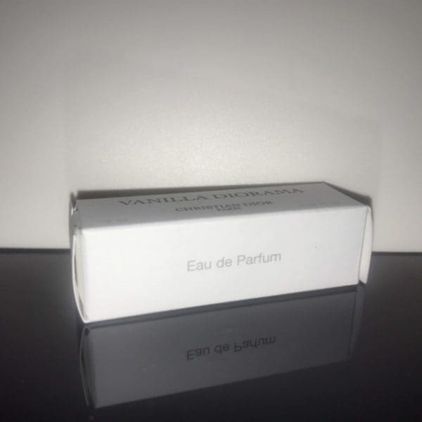 Christian Dior Vanilla Diorama Eau de Parfum 2 ml - Obrázek 3