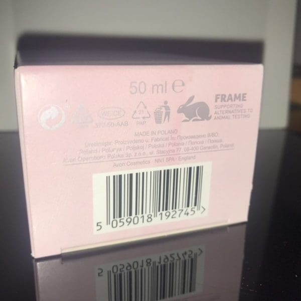 Avon  Perceive Silk  Eau de Parfum  50 ml  Vapo - Obrázek 3