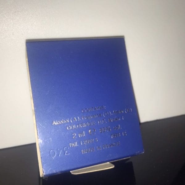 Bourjois  Folies Bergere  Eau de Parfum  2 ml - Obrázek 2