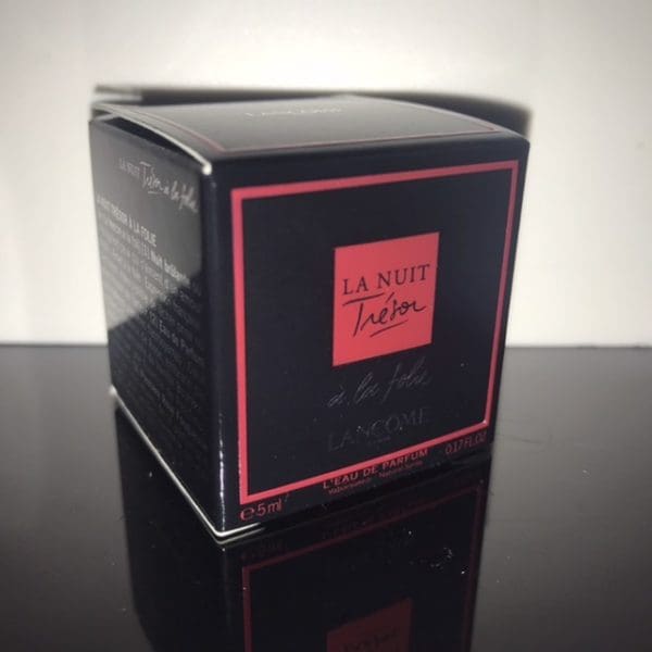 Lancôme  La Nuit Trésor à la Folie  L´Eau de Parfum 5 ml Rok: 2018 - Obrázek 2