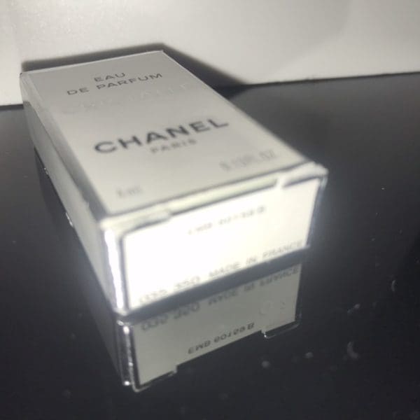 Chanel  Cristalle  Eau de Parfum  4 ml - Obrázek 3