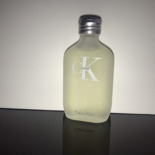 Calvin Klein  One  Eau de Toilette  15 ml