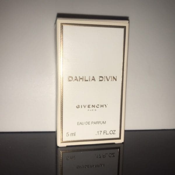 Givenchy   Dahlia Divin  Eau de Parfum 5 ml - Obrázek 5