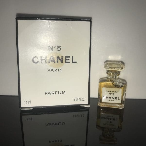 Chanel  N°5  čistý parfém  1,5 ml