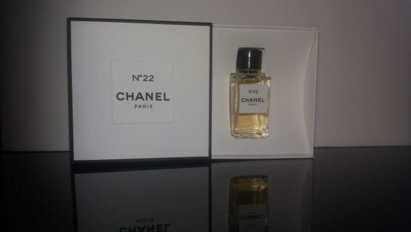 Les Exclusifs de Chanel   N°22  Eau de Parfum  4 ml