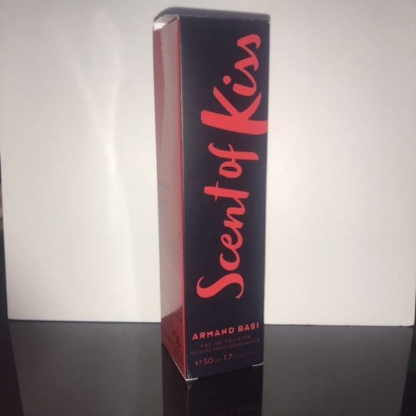 Armand Basi  Scent of Kiss  Eau de Toilette  50 ml  Vapo - Obrázek 6