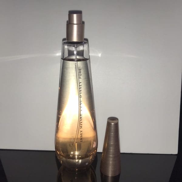 Issey MiyakeL'Eau d'Issey Pure (Nectar de Parfum) Eau de Parfum 90 ml - Obrázek 2