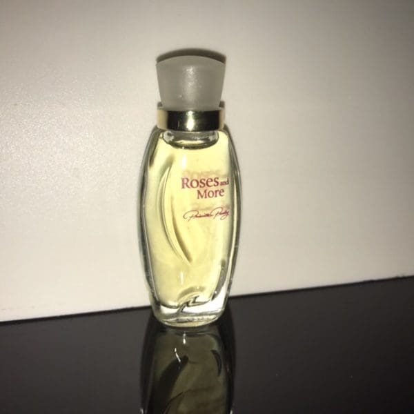 Priscilla Presley  Roses and More  Eau de Toilette  4 ml RARITA, VINTAGE