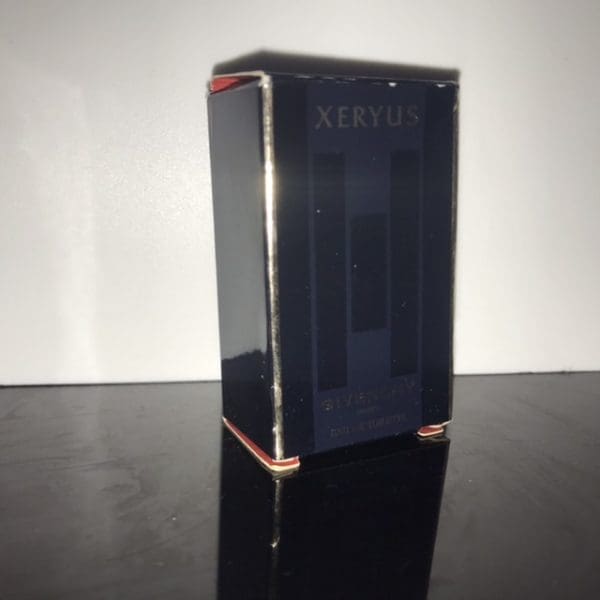 Givenchy  Xeryus  Eau de Toilette  4 ml - Obrázek 4
