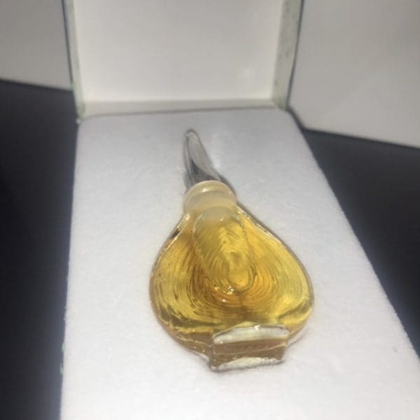 Guerlain Chamade čistý parfém 2 ml - Obrázek 7