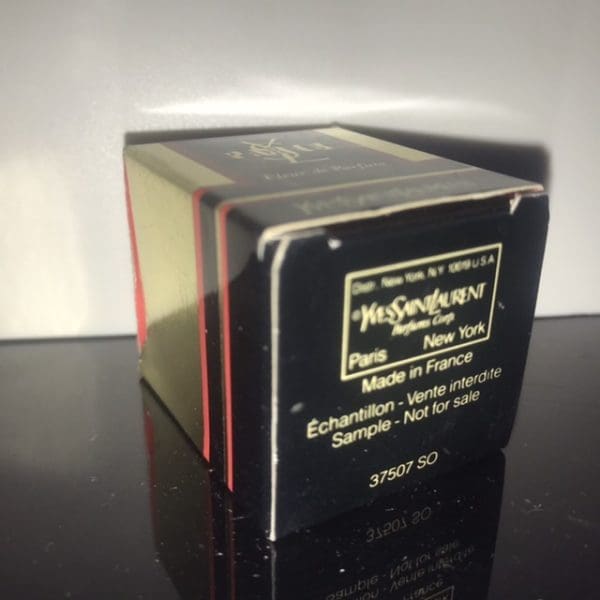 Yves Saint Laurent  Paris  Eau de Parfum  7,5 ml - Obrázek 3