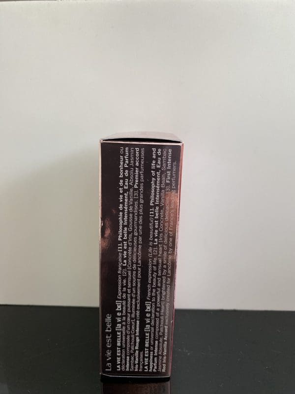 Lancome  La Vie Est Belle L'Eau de Parfum Intense  Eau de Parfum  15 ml  Vapo - Obrázek 3