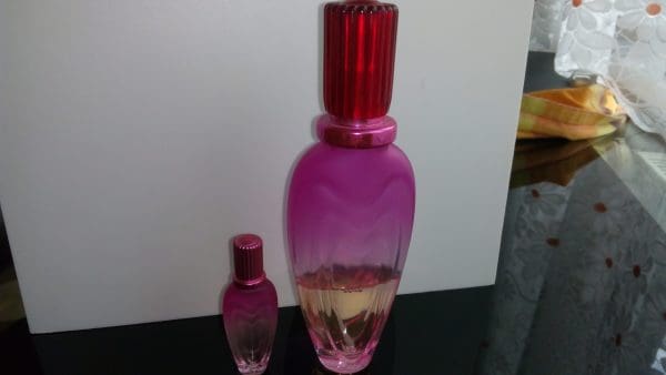 Escada  Sexy Graffiti  Eau de Toilette  50 ml + 4 ml  Vapo