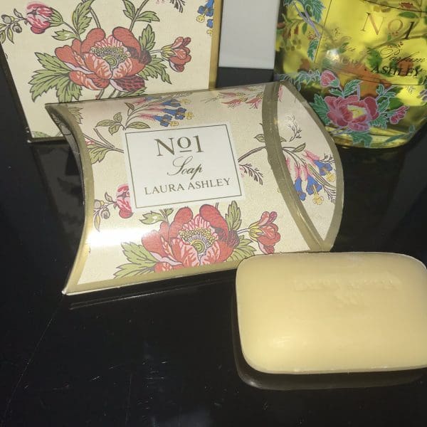 Laura Ashley - Obrázek 3