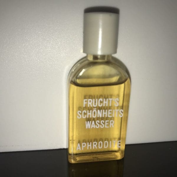Frau Elizabeth  Frucht's Schonheist Wasser Aphrodite  5 ml