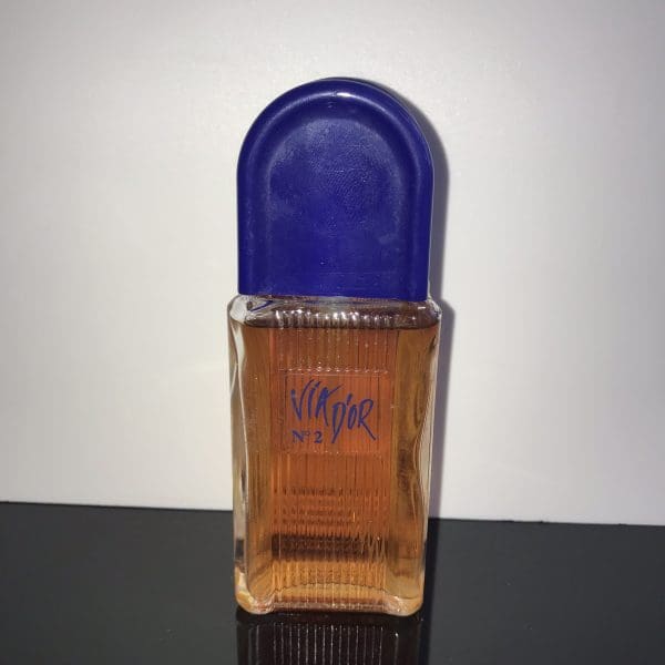 Der Duftflacon  Via D'Or  N° 2  Eau de Toilette  50ml