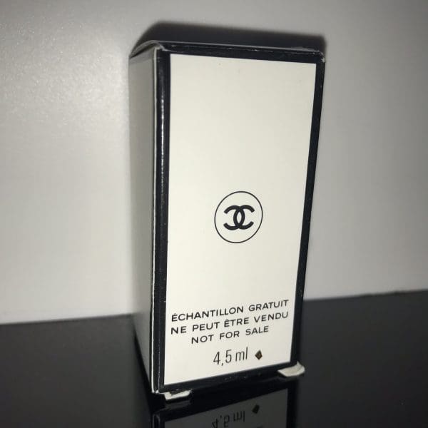 Chanel No. 5 Eau de Toilette 4 ml nestárnoucí klasika - Obrázek 5