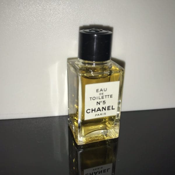 Chanel No. 5 Eau de Toilette 4 ml nestárnoucí klasika - Obrázek 3