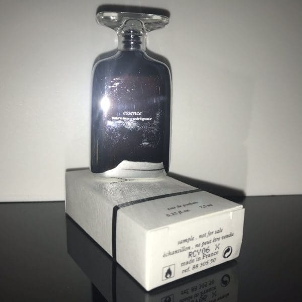 Narciso Rodriguez EssenceEau de Parfum  7,5 ml - Obrázek 4