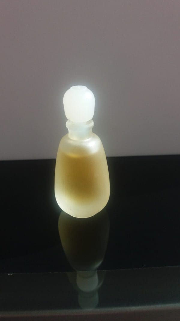 Estée Lauder  Private Collection  čistý parfém