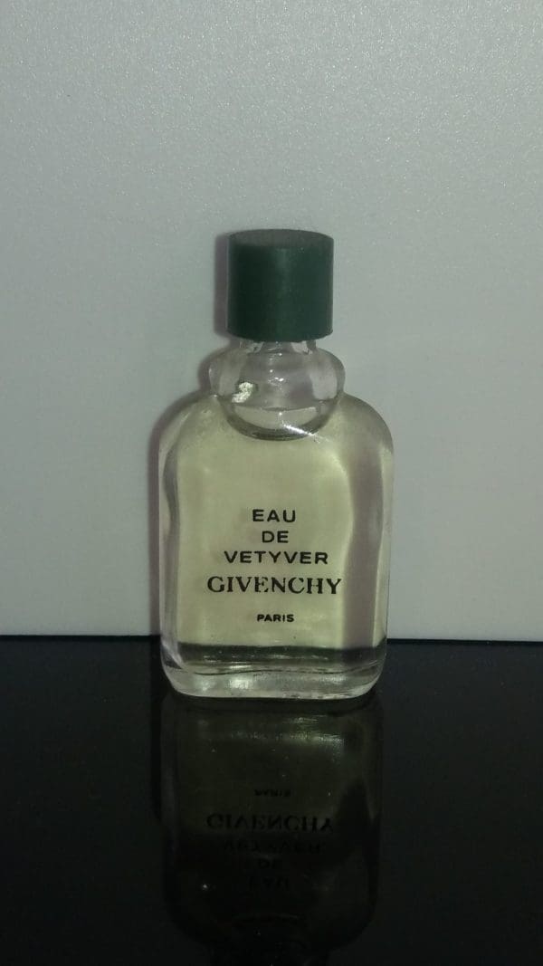 Givenchy  Eau de Vetyver