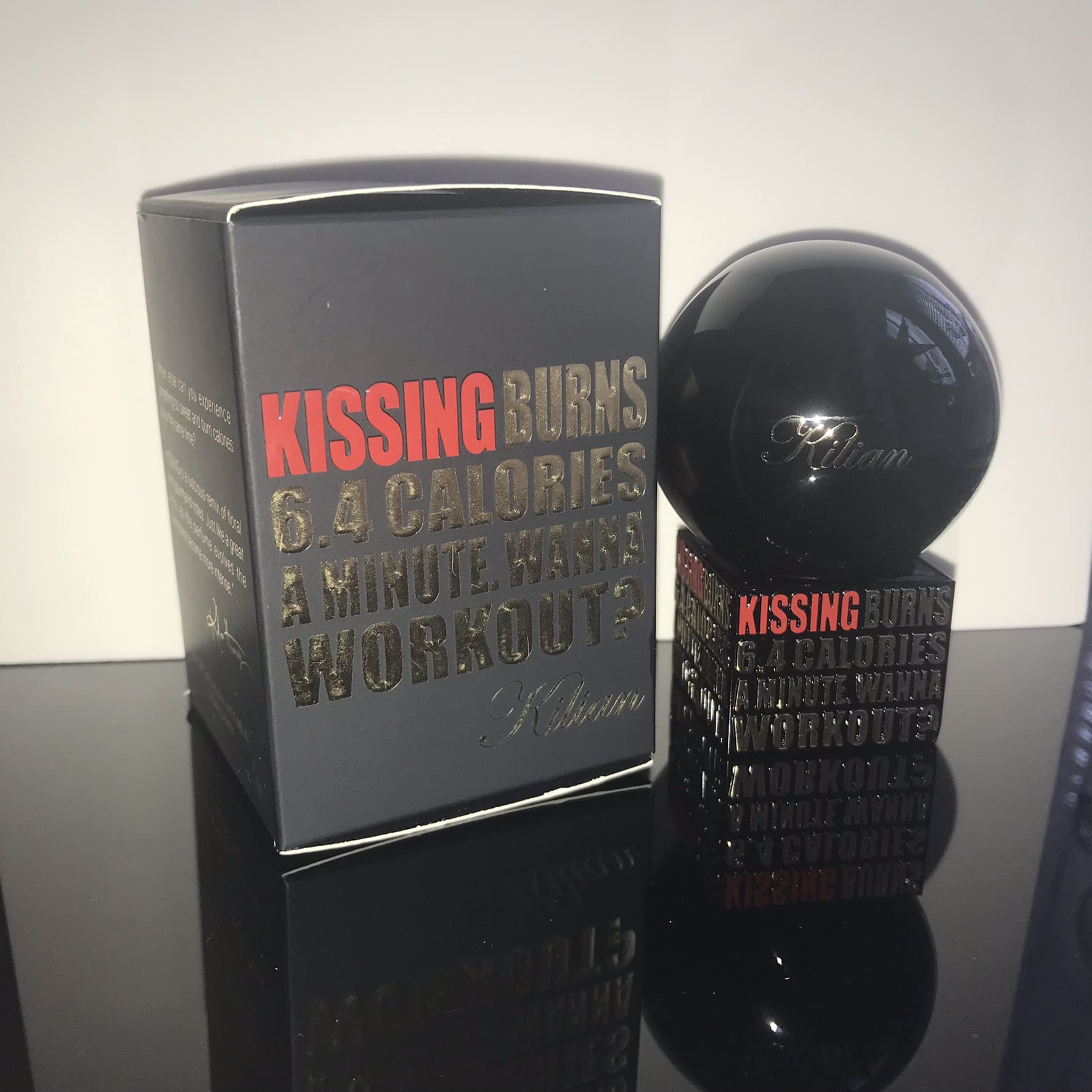 PRODÁNO: By Kilian Kissing Burns 6.4 Calories A Minute. Wanna Workout? Eau de Parfum 30 ml LUXUS