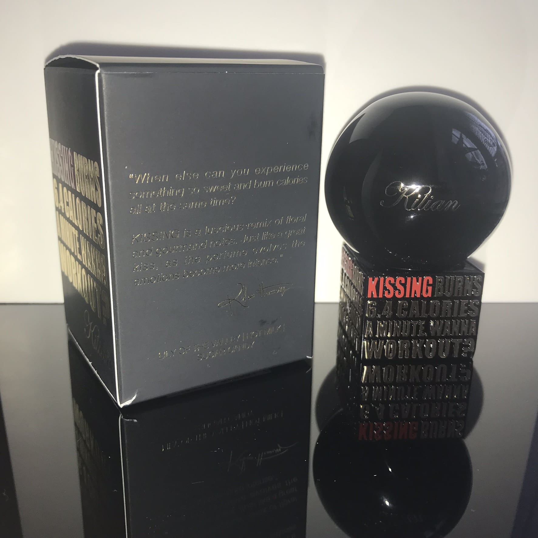 PRODÁNO: By Kilian Kissing Burns 6.4 Calories A Minute. Wanna Workout? Eau de Parfum 30 ml LUXUS - Obrázek 3
