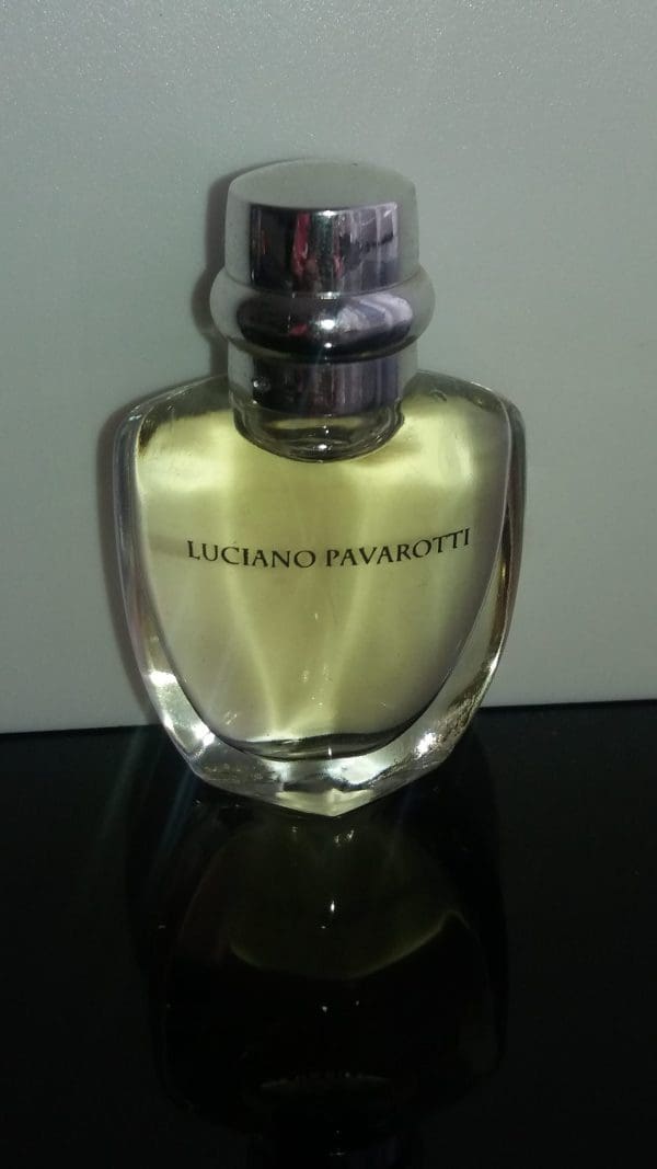 Luciano Pavarotti  Luciano Pavarotti