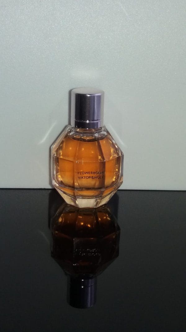 Viktor & Rolf  Flowerbomb   EdP  7 ml