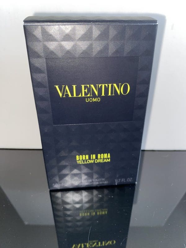 Valentino Uomo Born In Roma Yellow Dream Eau de Toilette 50 ml - Obrázek 2