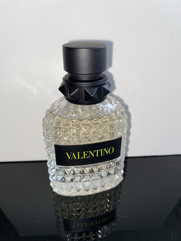 Valentino Uomo Born In Roma Yellow Dream Eau de Toilette 50 ml - Obrázek 3