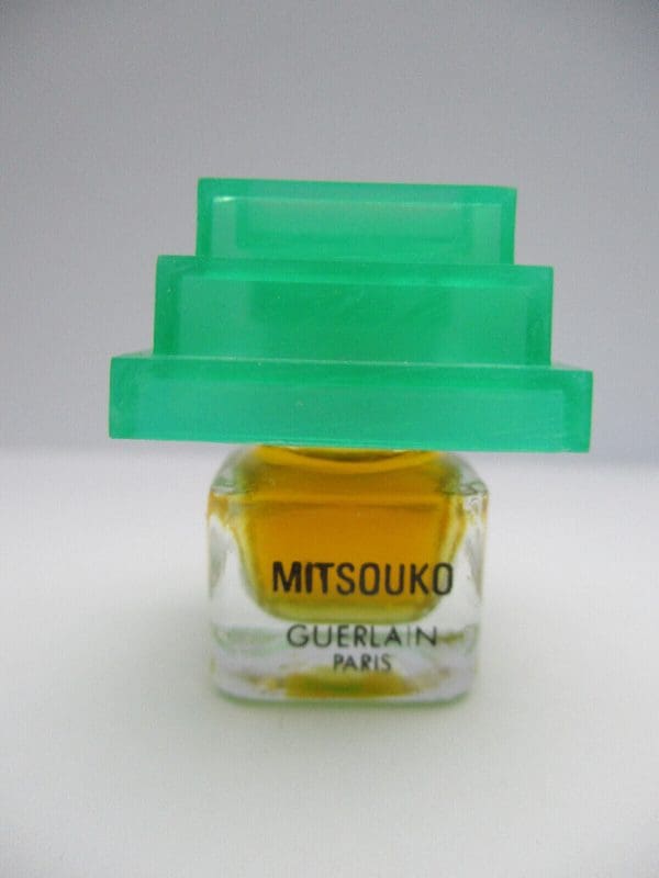Collect Item PAGODA Guerlain - Mitsouko extrait reines parfum pure perfume 2 ml - extremely rare-vintage - from my own collection