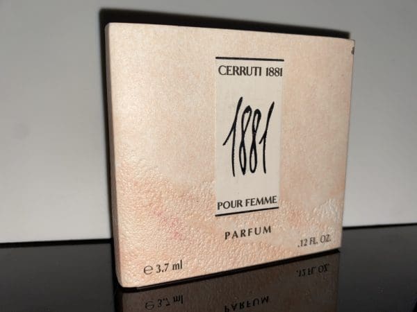 Cerruti  1881 Pour Femme  čistý parfém  3,7 ml - Obrázek 8