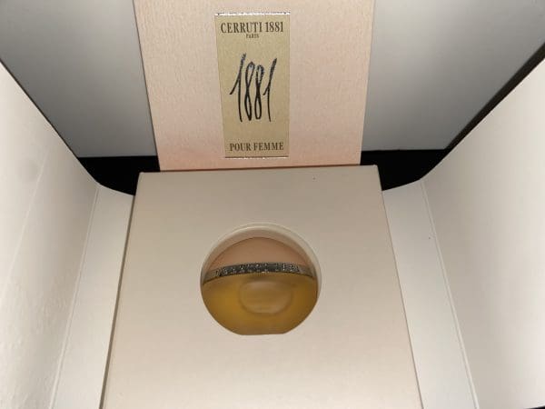 Cerruti  1881 Pour Femme  čistý parfém  3,7 ml - Obrázek 6