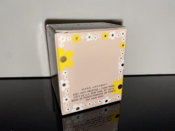 Marc Jacobs  Daisy Eau So Fresh  Eau de Toilette  4 ml  Vapo - Obrázek 10