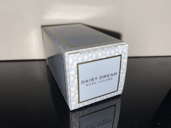 Marc Jacobs  Daisy Dream  Eau de Toilette  4 ml - Obrázek 6