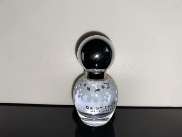 Marc Jacobs  Daisy Dream  Eau de Toilette  4 ml - Obrázek 3